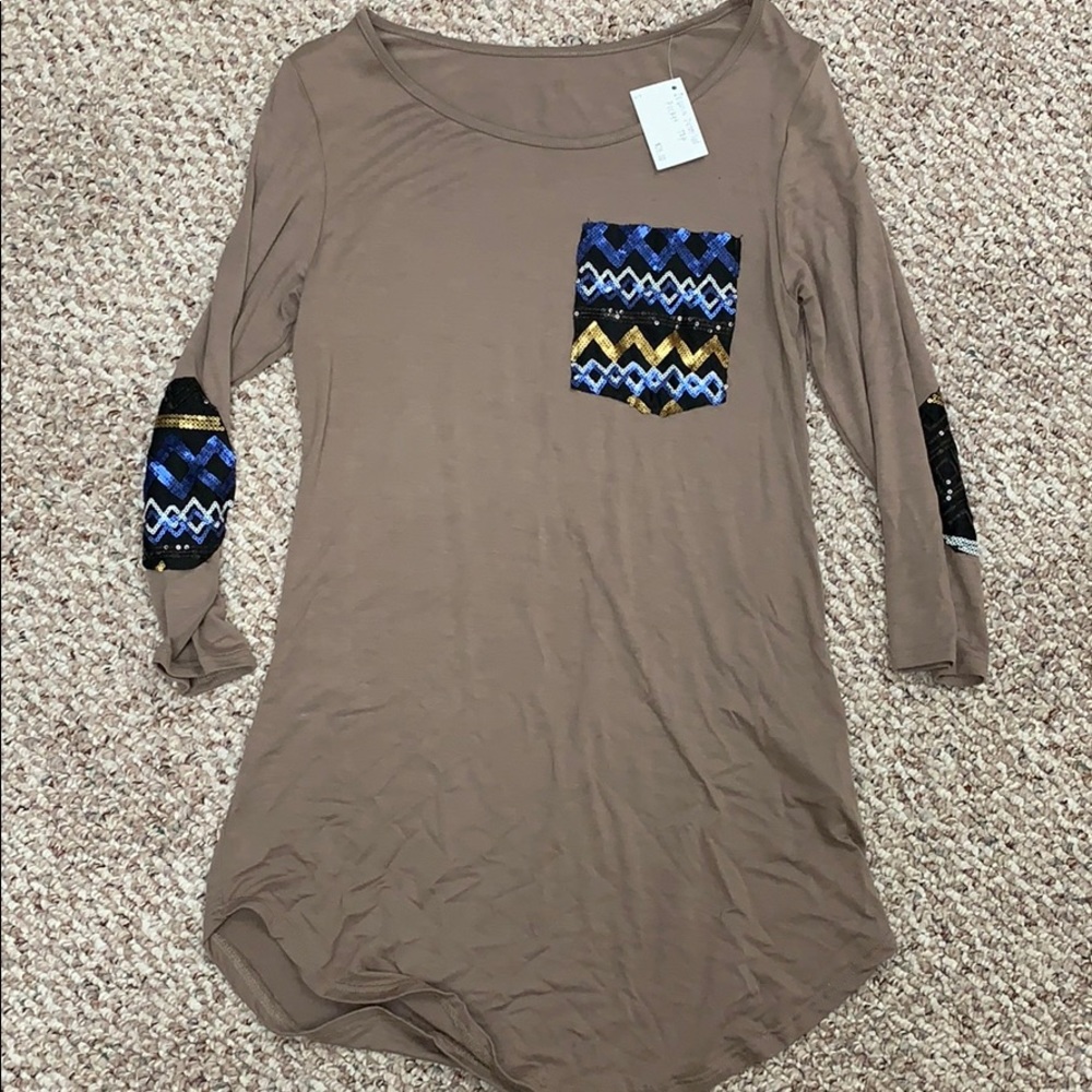 Long sleeved top